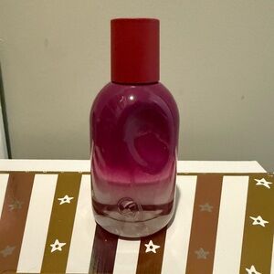 Glossier You Reve